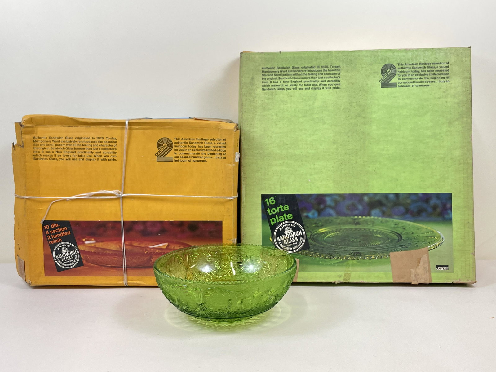 6 Sandwich Glass Serving Pieces (1 of 7)