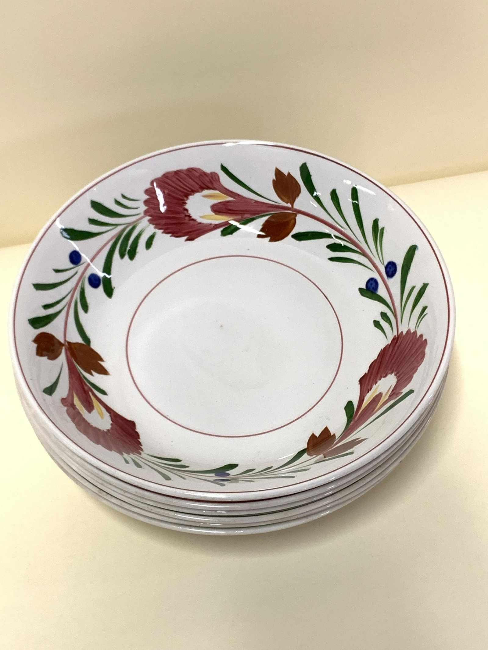 6 Ideal Ironstone Ware Serving Bowls (1 of 3)