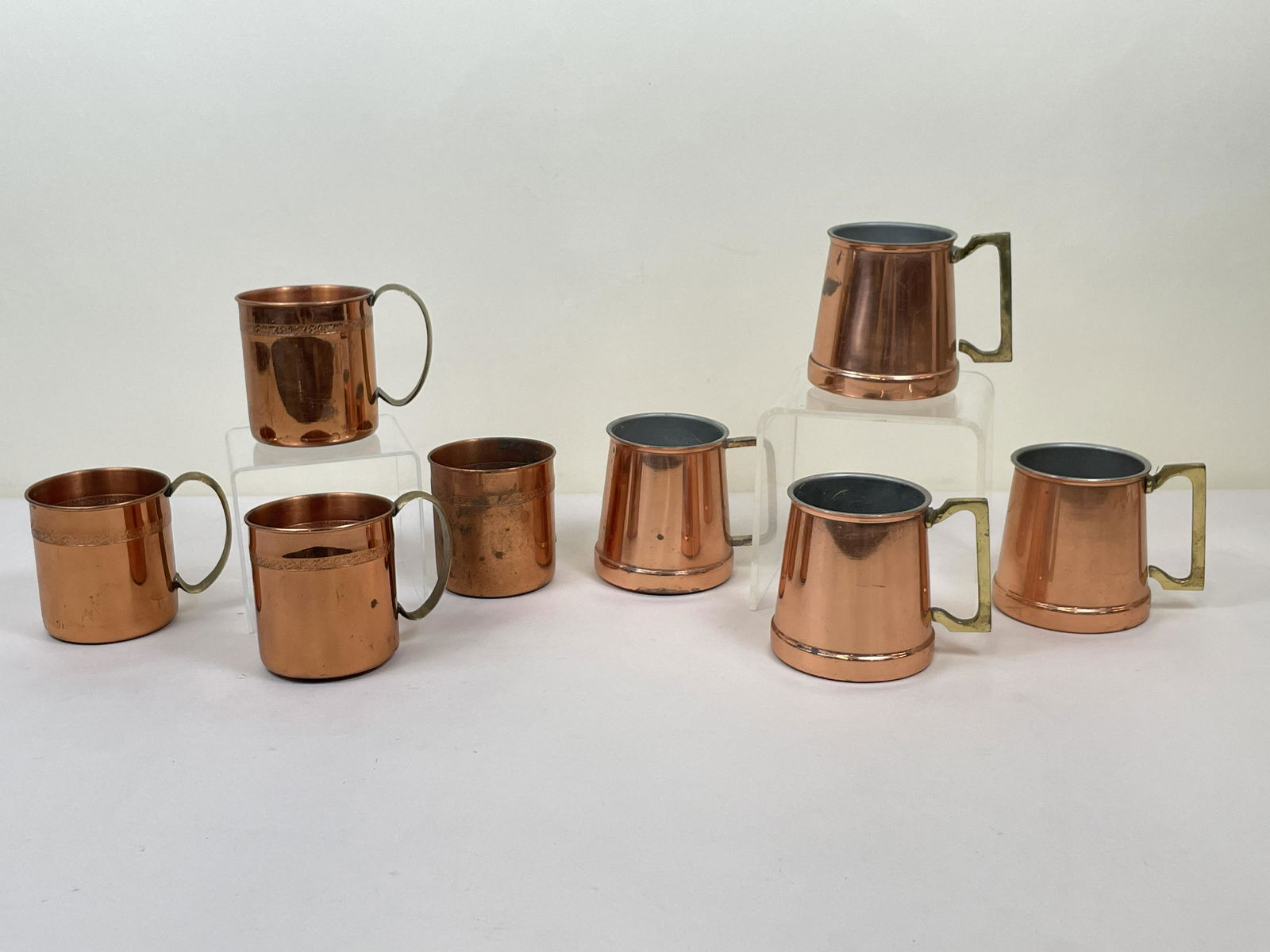 8 Copper Mugs (1 of 8)