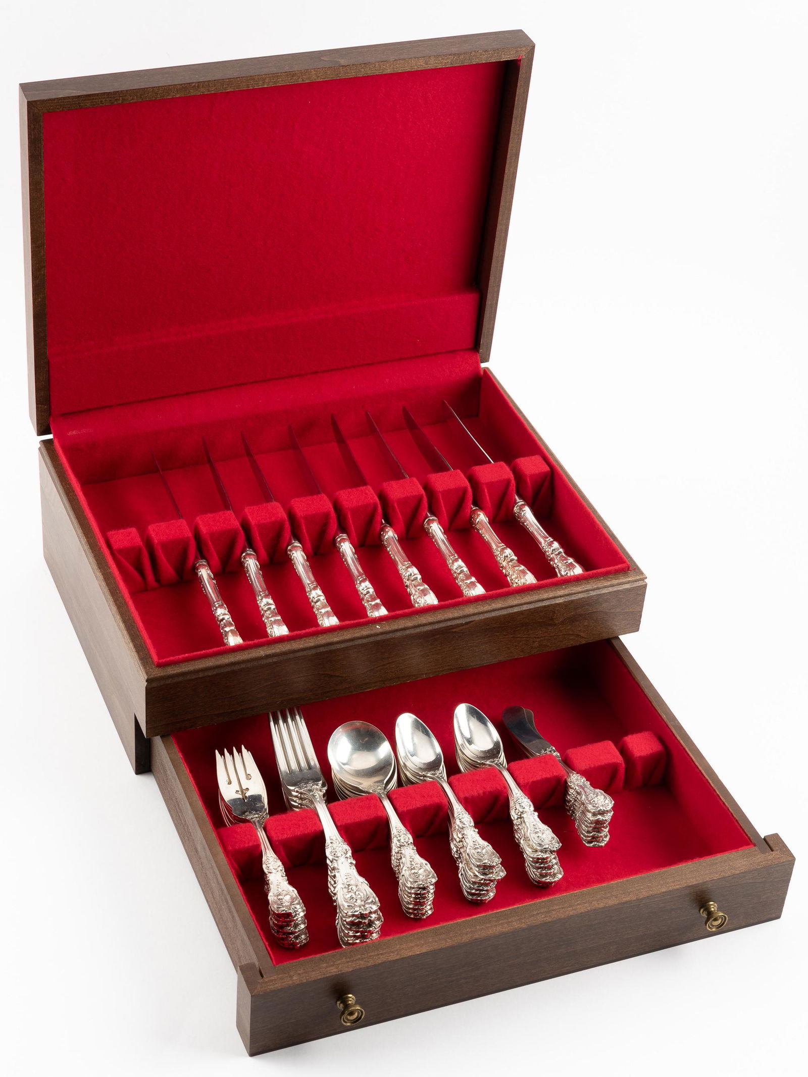 55 Pcs Reed & Barton Dinner Service in Francis I (1 of 6)