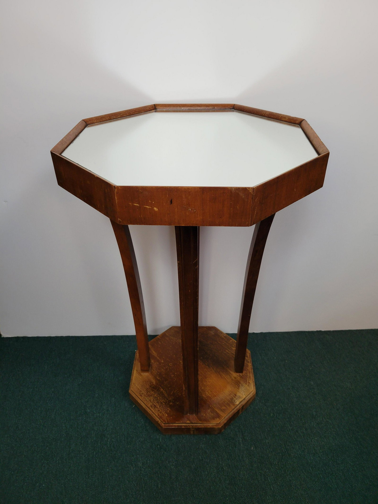 Mirror Top Table: 17" wide X 17" deep X 26 1/4" high. IMPORTANT: Before bidding, please read the terms and conditions. When you registered for the auction you agreed to these terms and will be required to comply with t