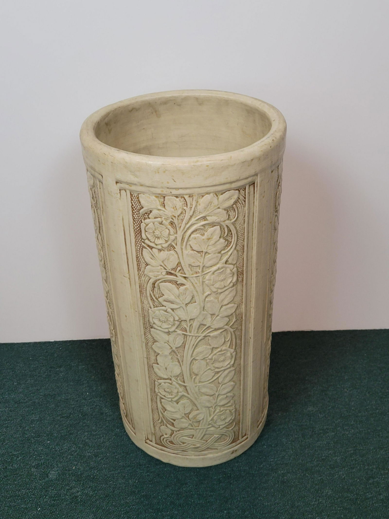 Weller Umbrella Stand (1 of 4)