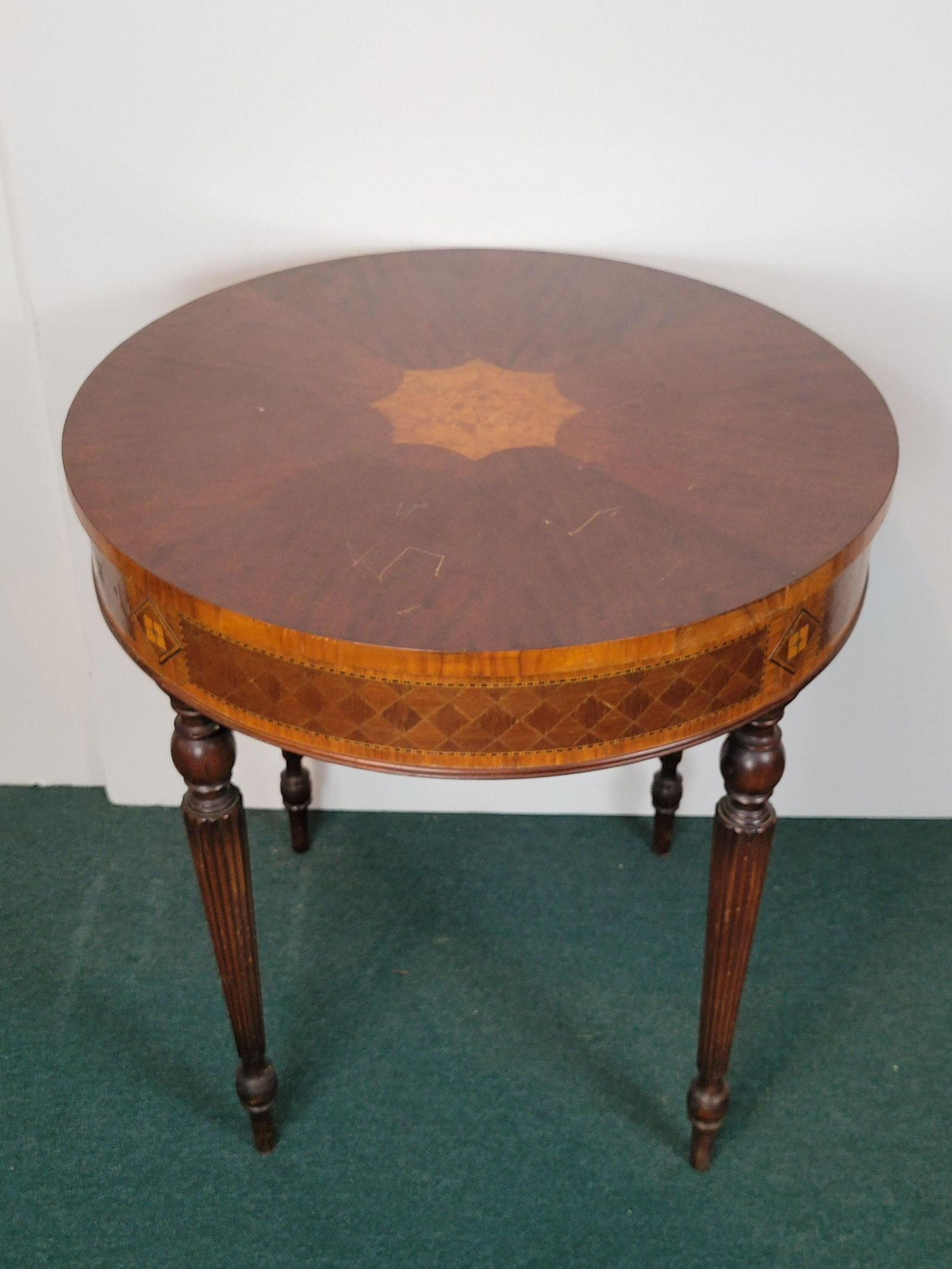 Round Inlaid Table (1 of 4)