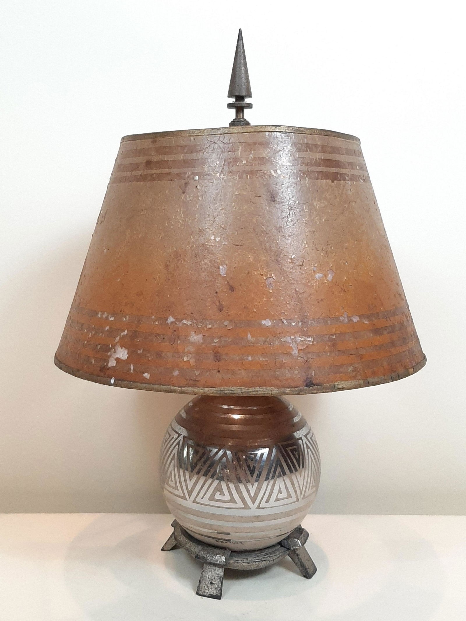 Signed L'Autum Art Deco French Table Lamp (1 of 2)