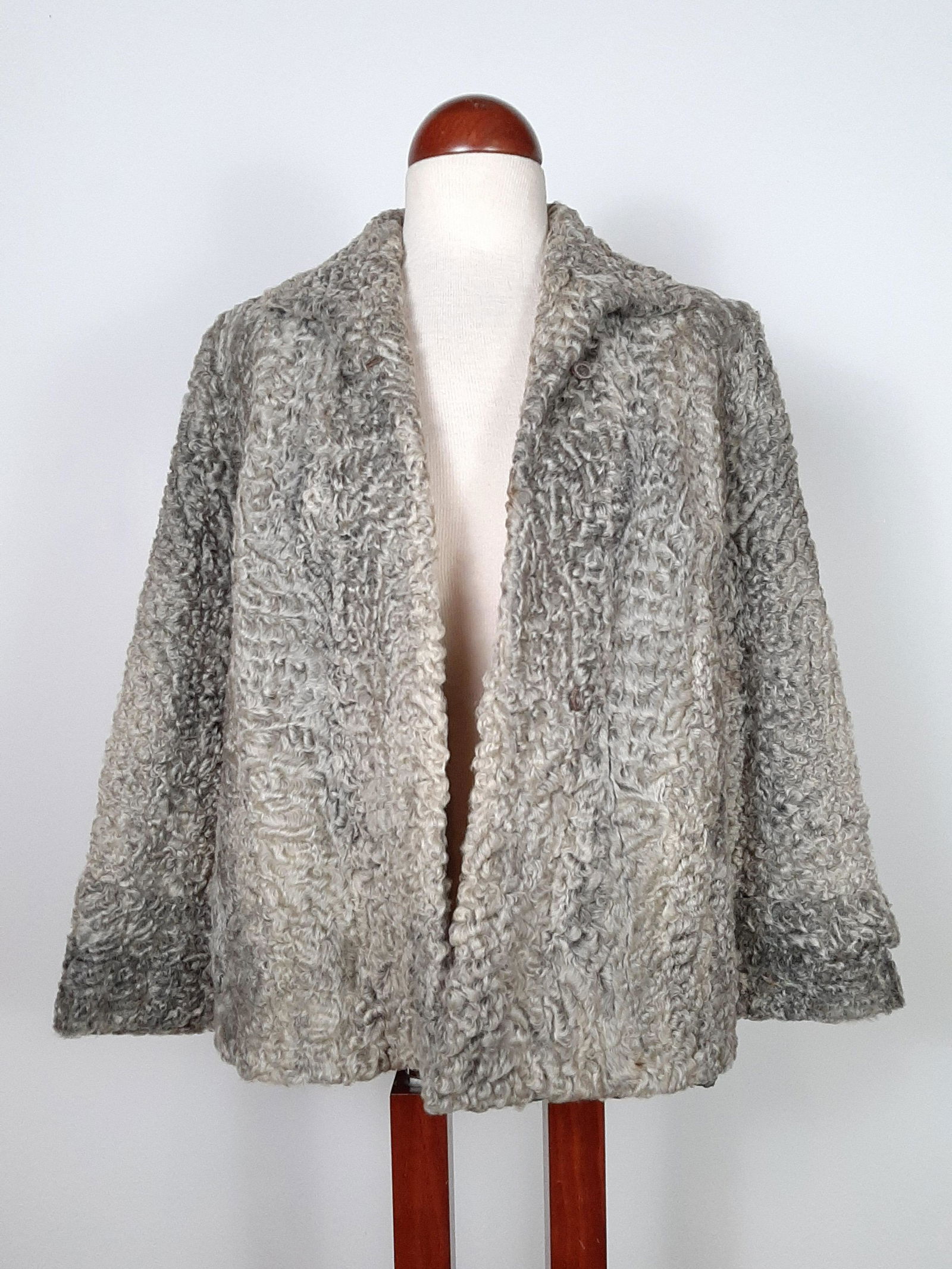 Vintage Lambs Wool Coat (1 of 5)