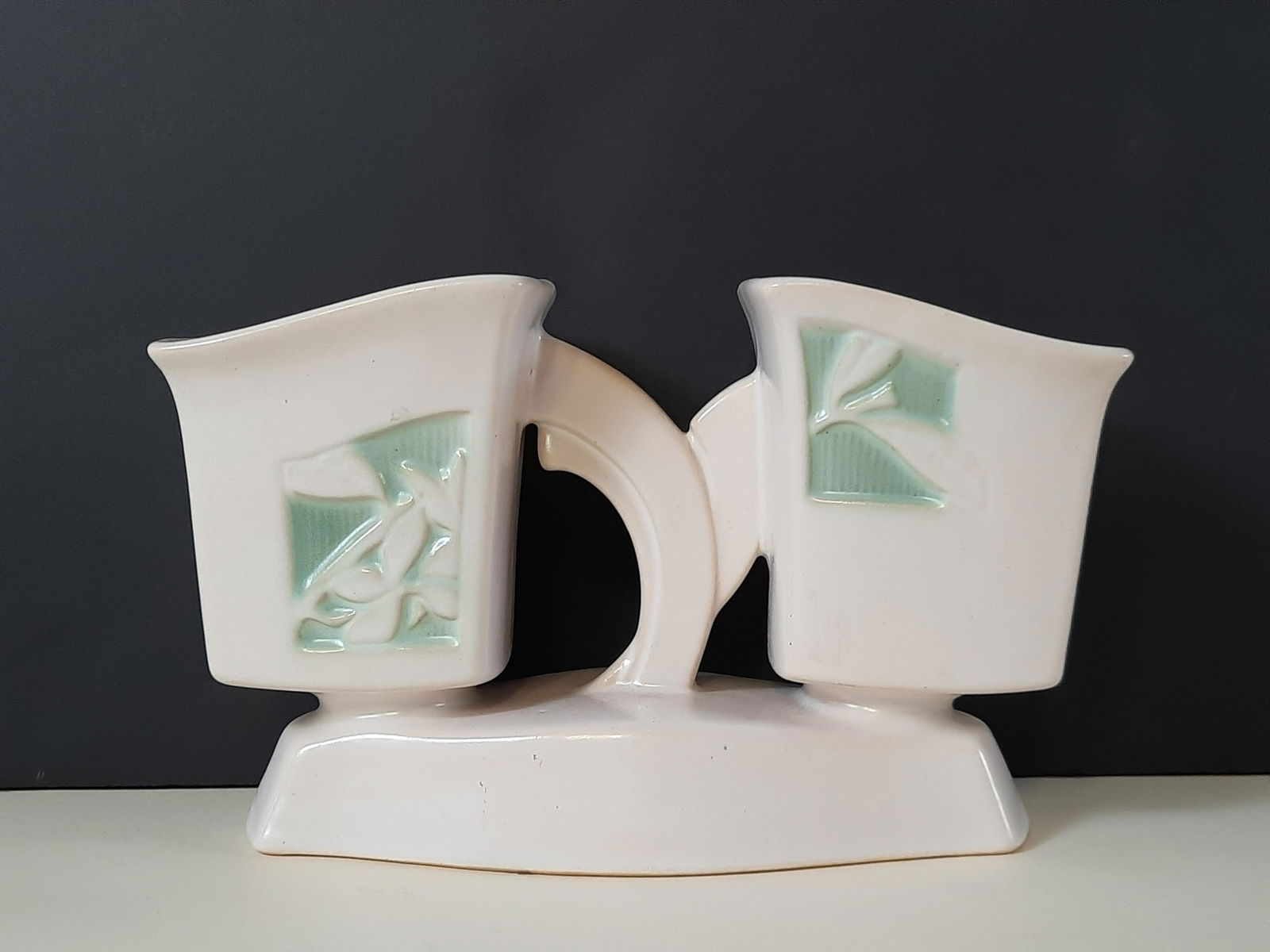 Roseville Silhouette Double Vase (1 of 2)