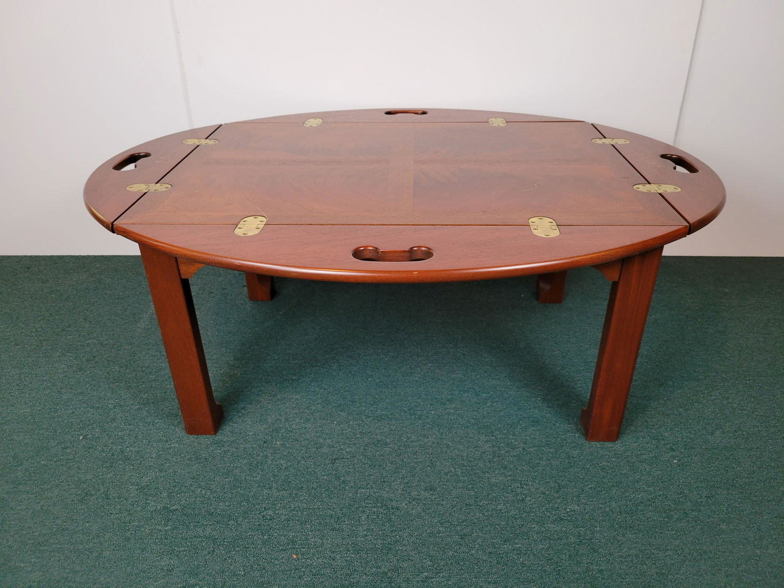 Butlers Coffee Table (1 of 3)