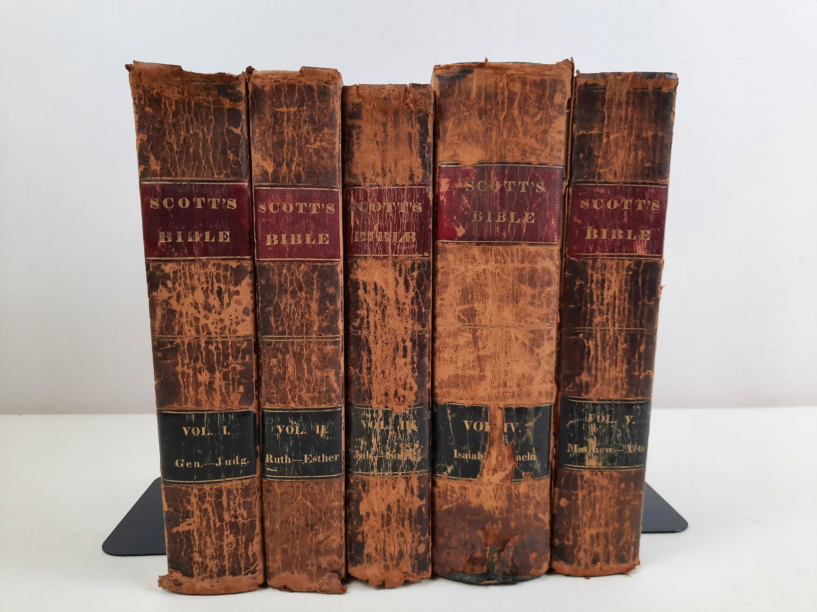 5 Vols Scott's Bible Old and New Testaments: Published by Samuel T. Armstrong. 1827. Some losses. IMPORTANT: Before bidding, please read the terms and conditions. When you registered for the auction you agreed to these terms and will be required