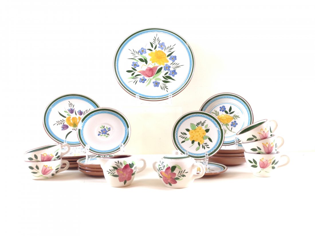 24 Pieces Stangl Country Garden Dinnerware (1 of 2)