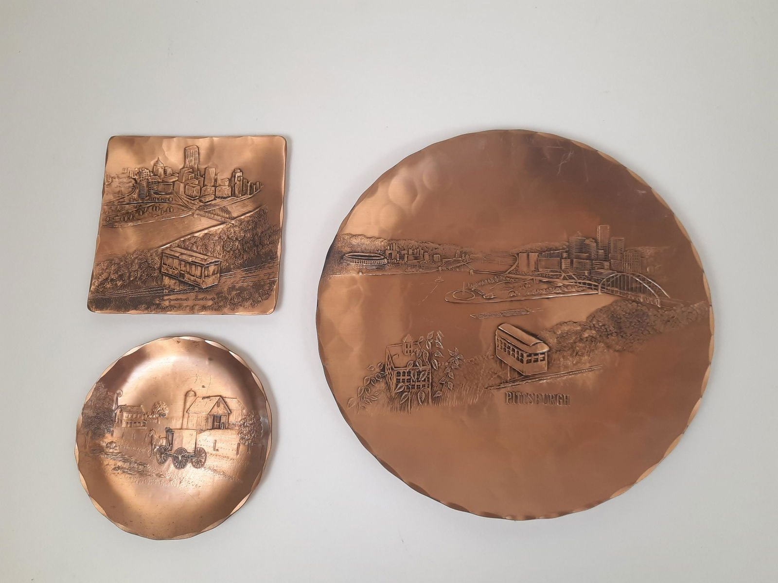 3 Pcs Bronze Wendell August Forge Plates (1 of 5)