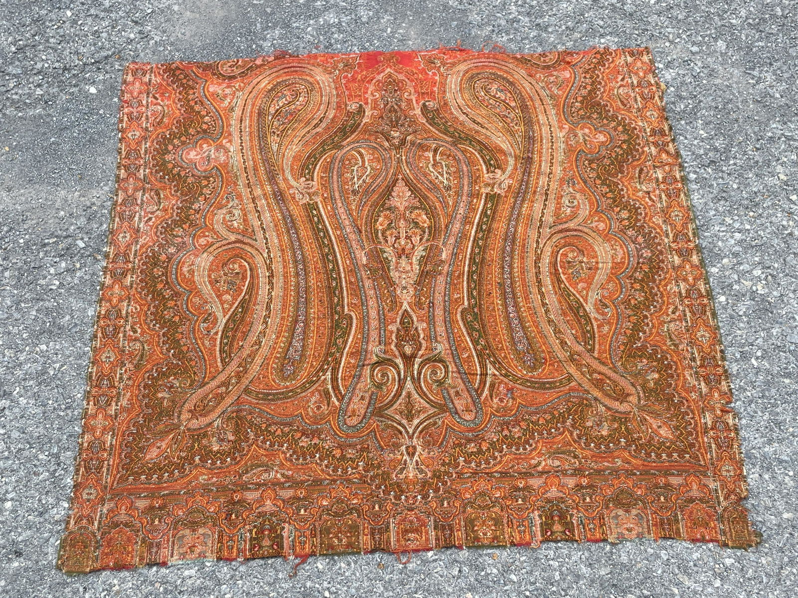 Vintage Paisley Shaw (1 of 4)