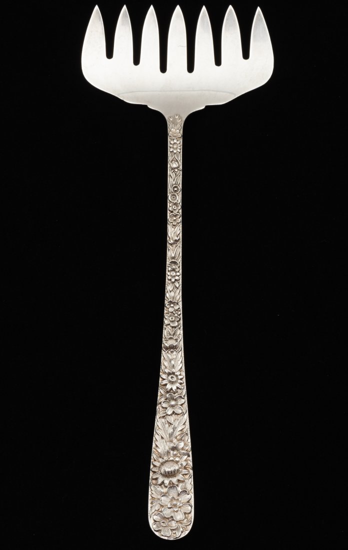 S. Kirk & Son Repousse Asparagus Fork (1 of 3)