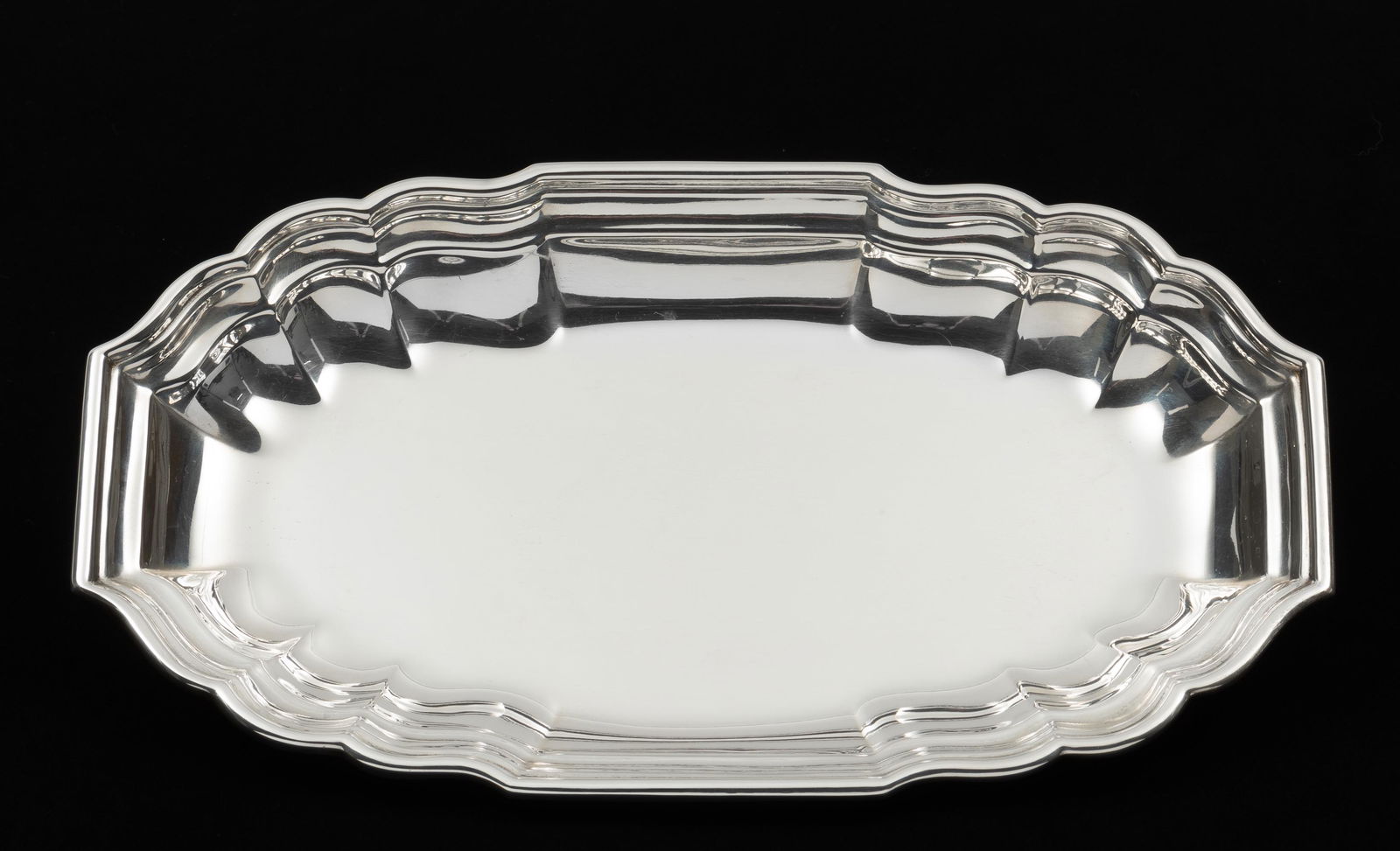 International Sterling Windsor Bread Tray (1 of 2)