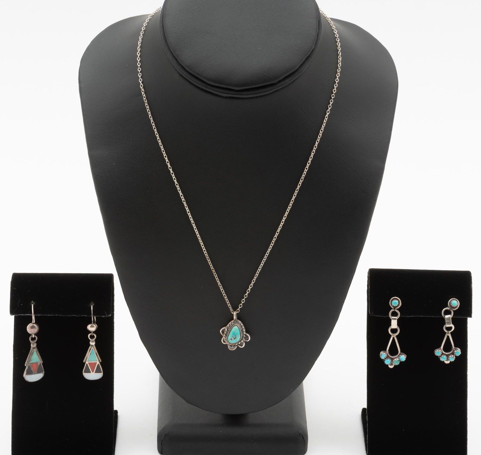 Native American Necklace & 2 Pairs of Earrings (1 of 9)