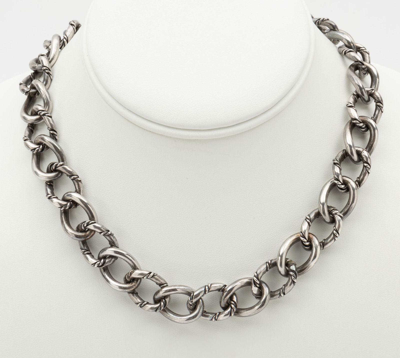 George Jensen LaPaglia Int'l Sterling Necklace: 15" long x 1/2" wide. IMPORTANT: Before bidding, please read the terms and conditions. When you registered for the auction you agreed to these terms and will be required to comply with them.
