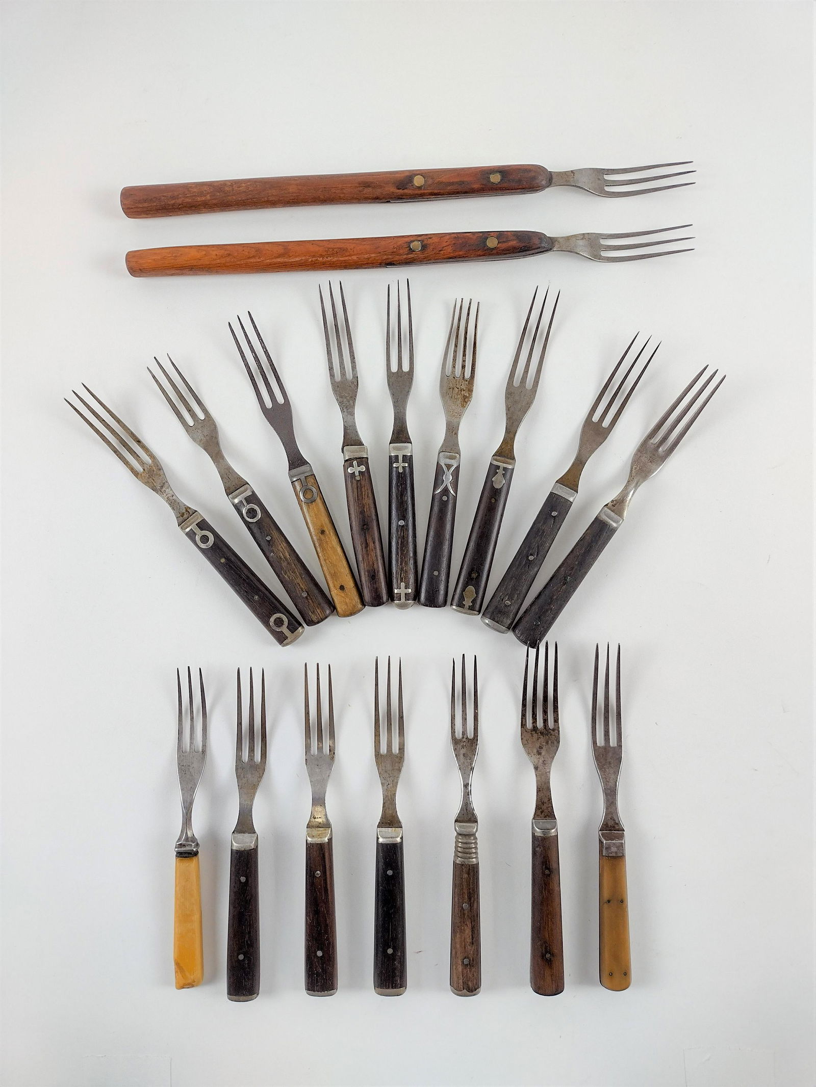 18 Pcs Early Flatware (1 of 9)