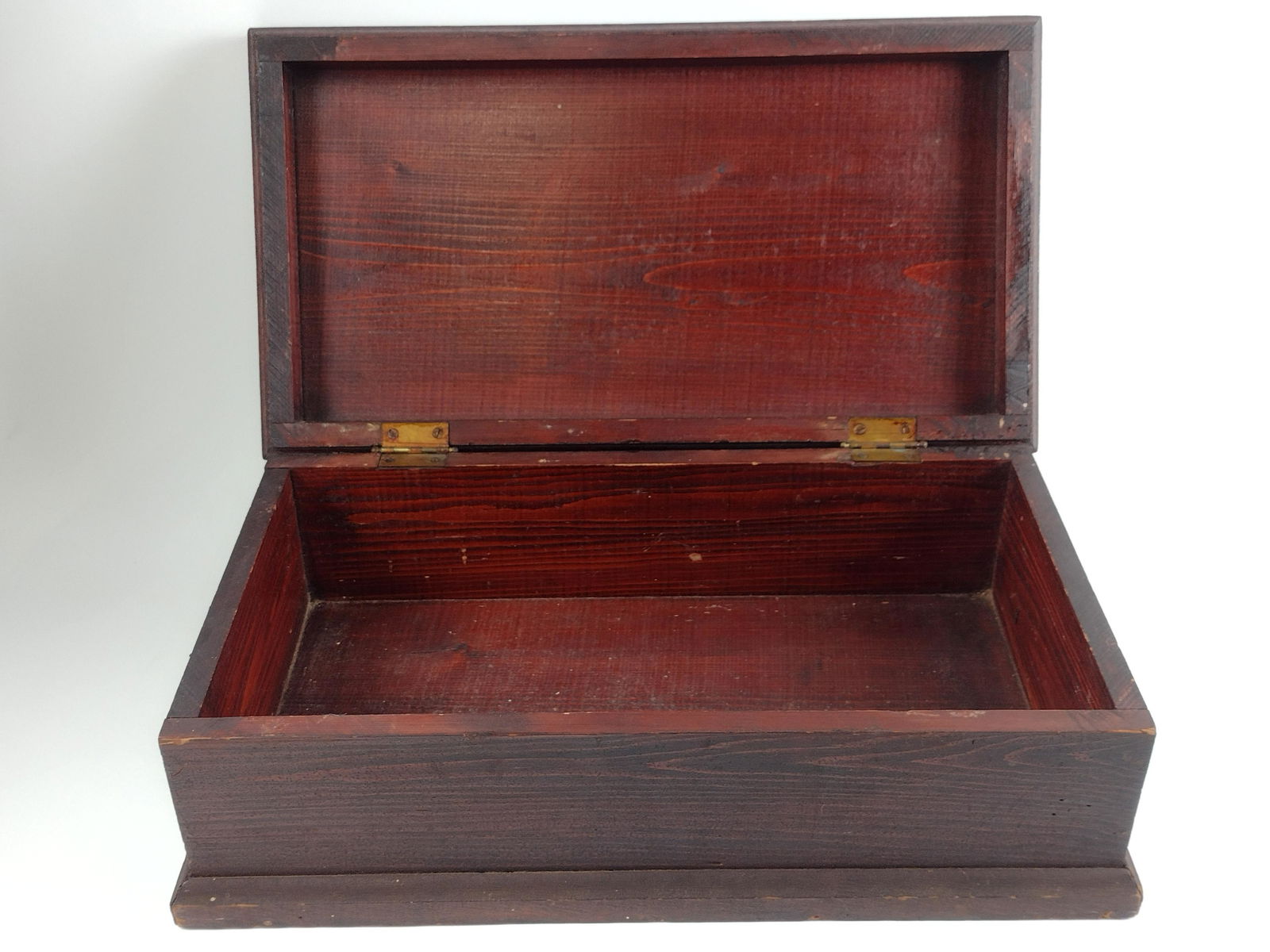 Small Wooden Chest (1 of 6)
