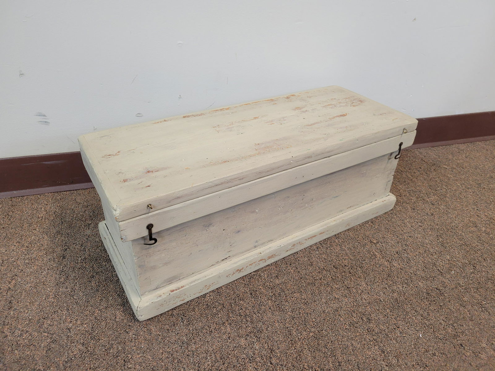 Small Storage Box (1 of 3)