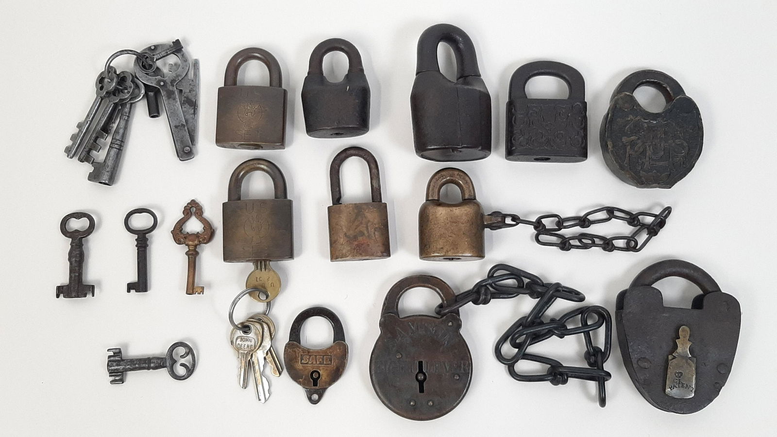11 Antique Padlocks incl. Samson (1 of 4)