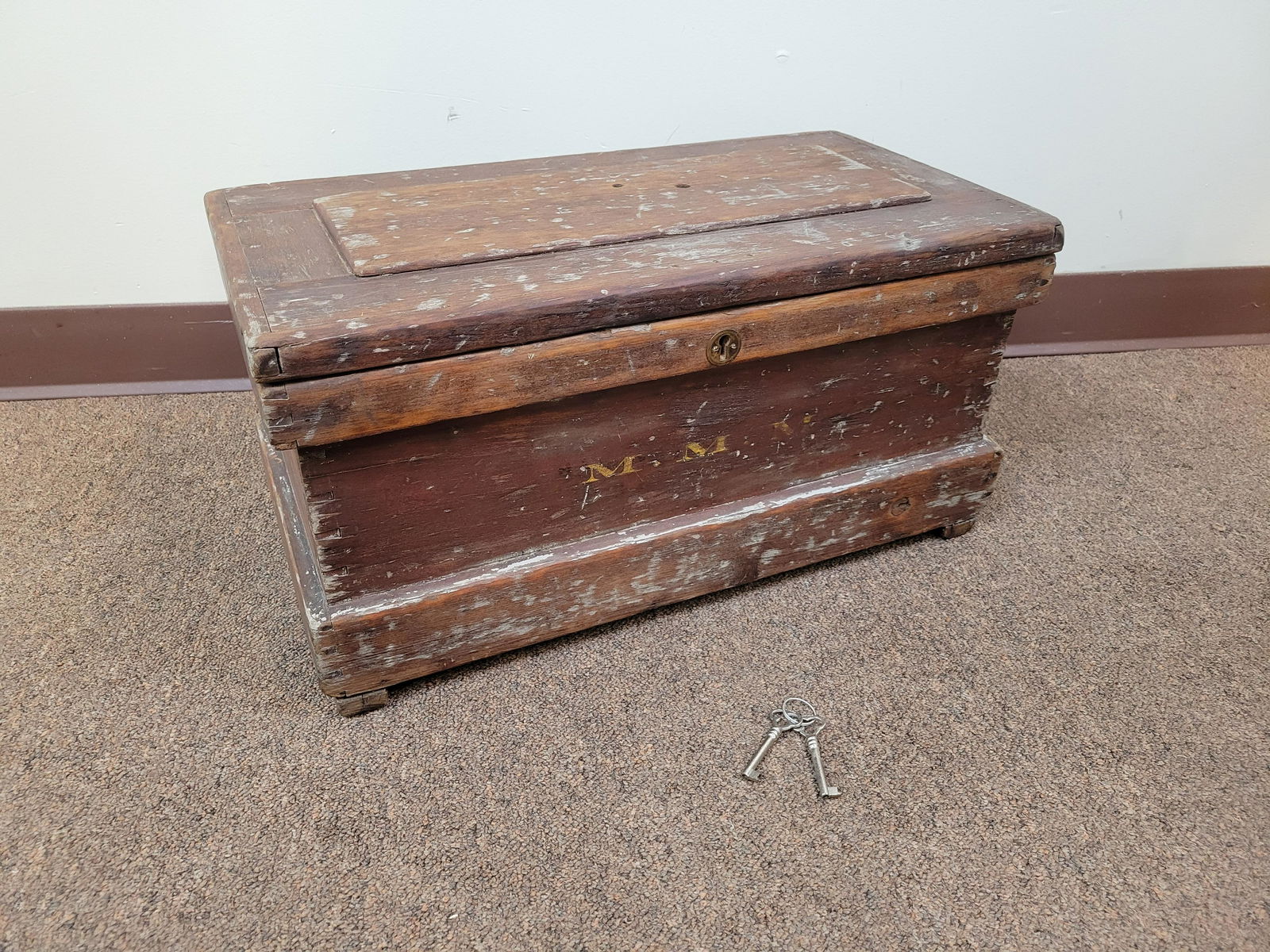 Antique Tool Box (1 of 3)