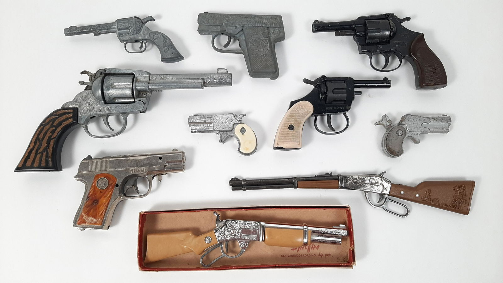 10 Toy Guns incl. American West Frontier .45 (1 of 8)