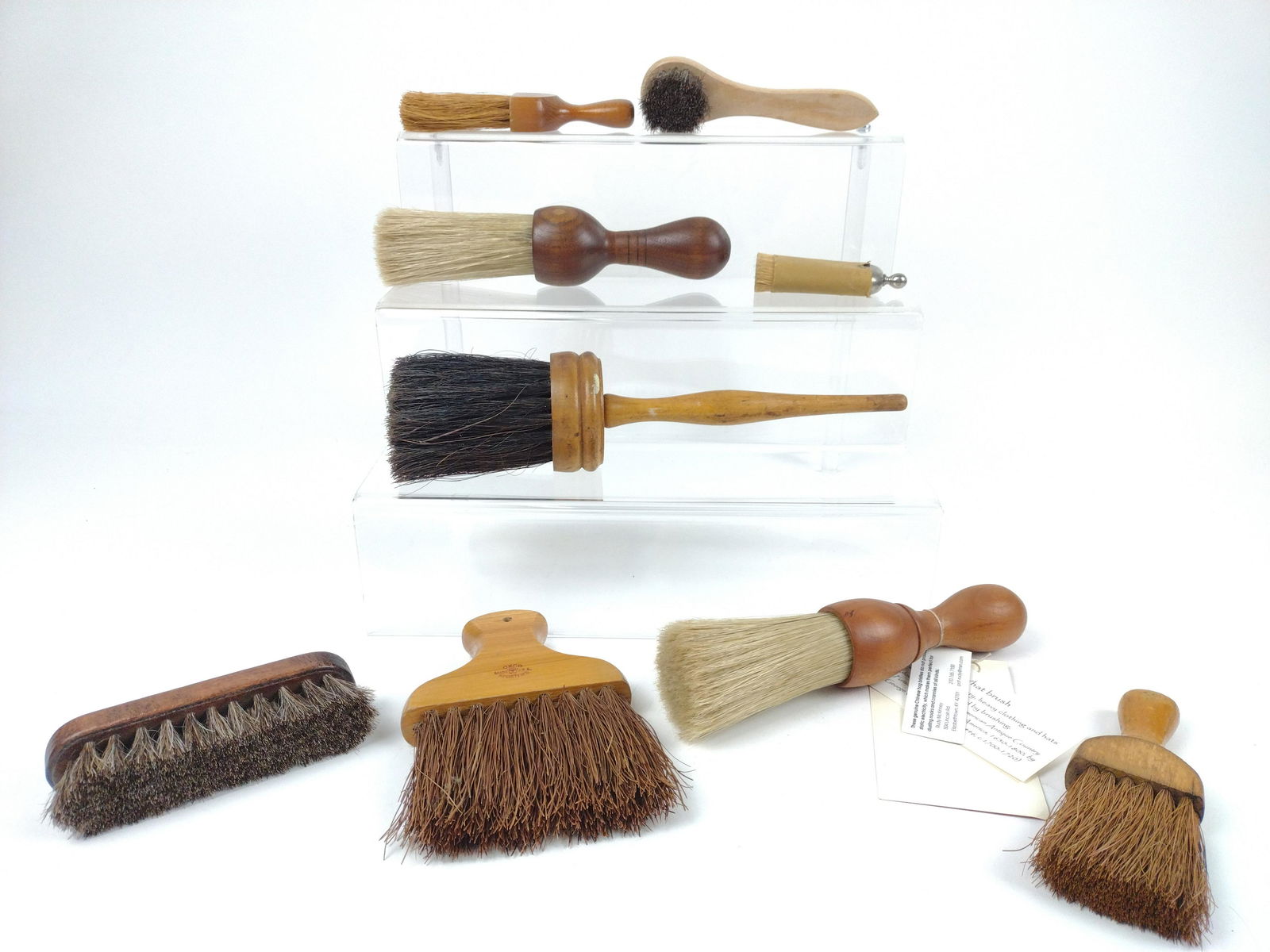 9 Re-enactors Brushes (1 of 16)