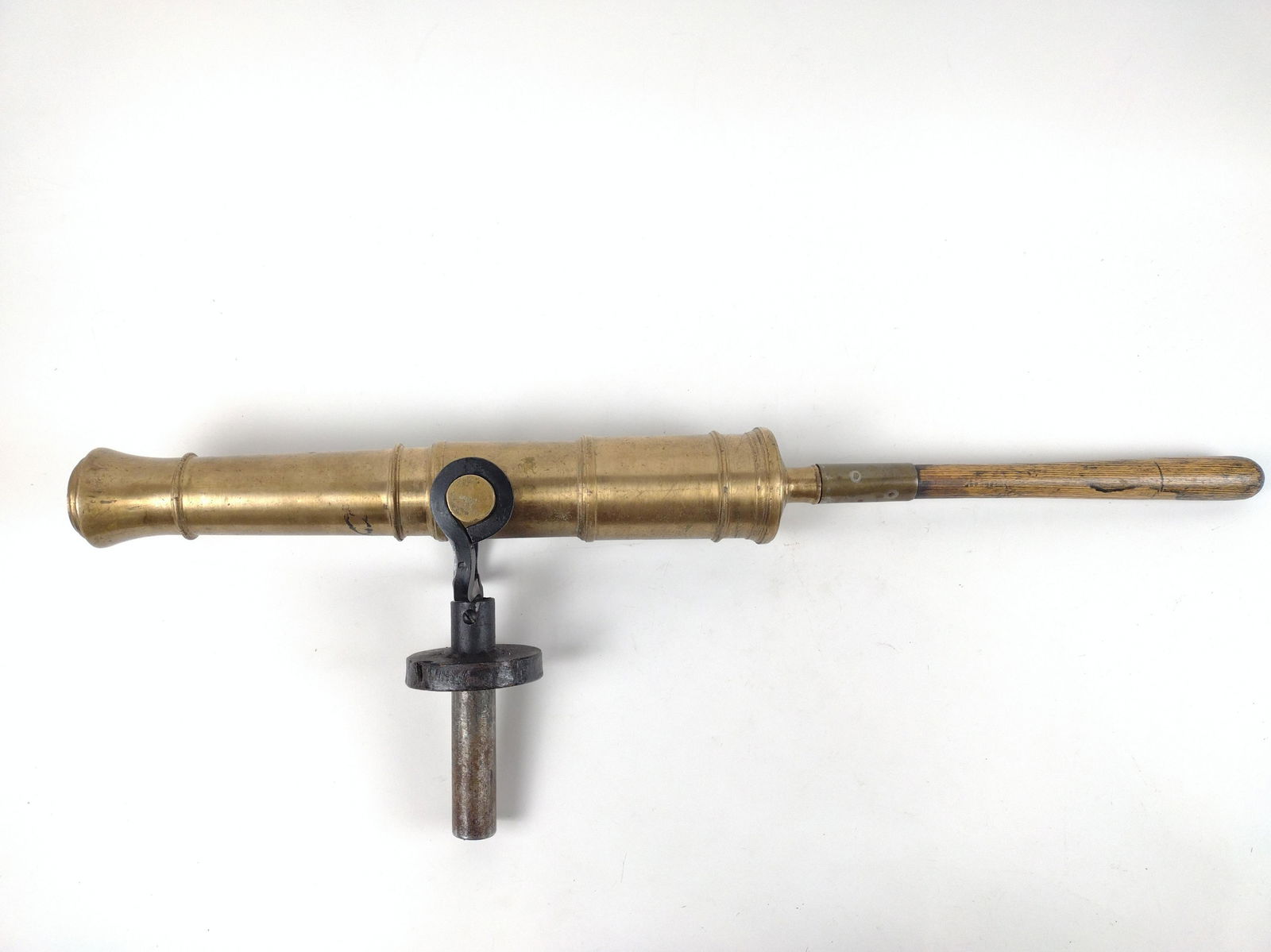 Brass Swivel Minutes Signal Cannon (1 of 2)
