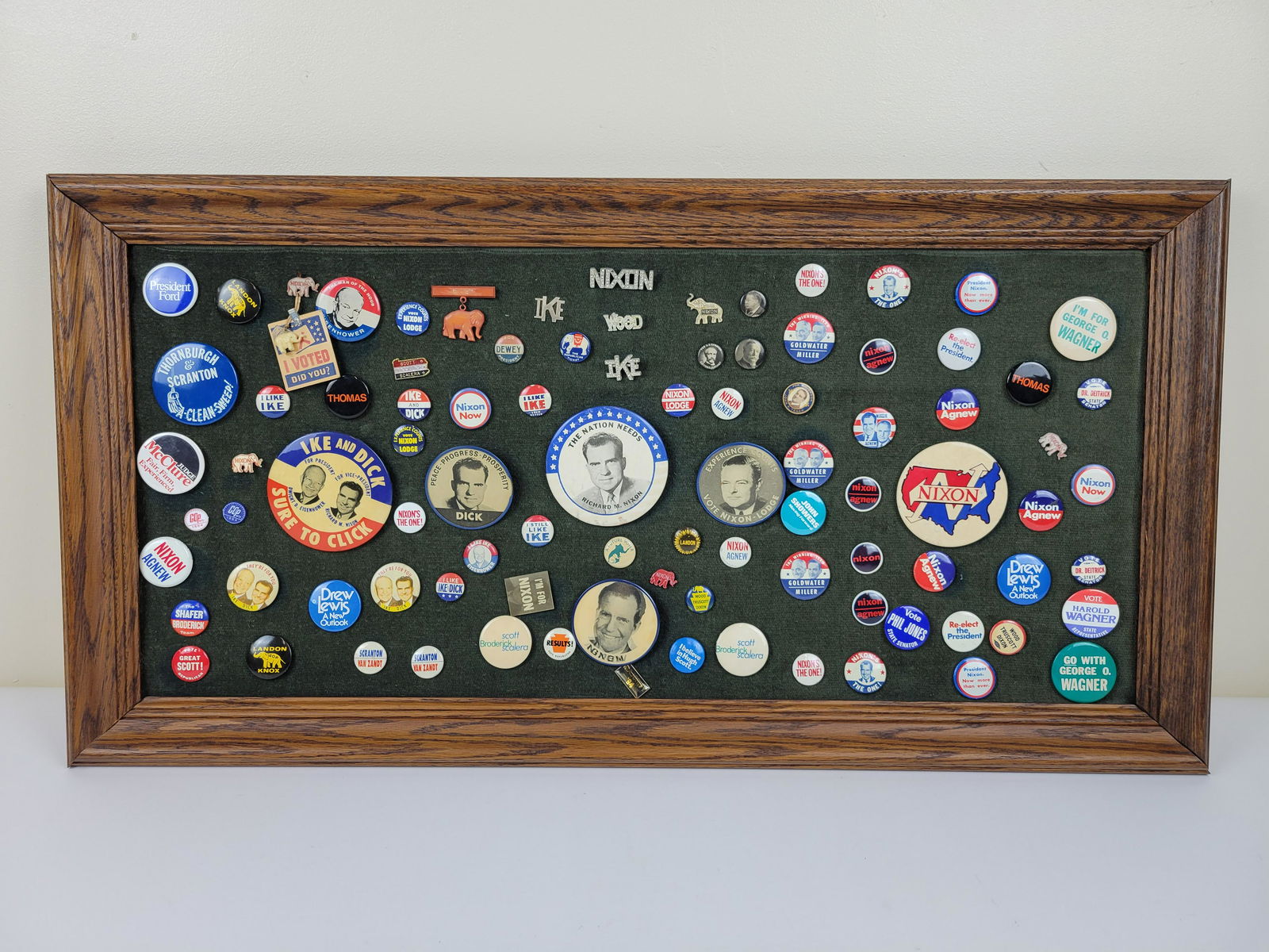 Political Button Board Incl Nixon (1 of 4)