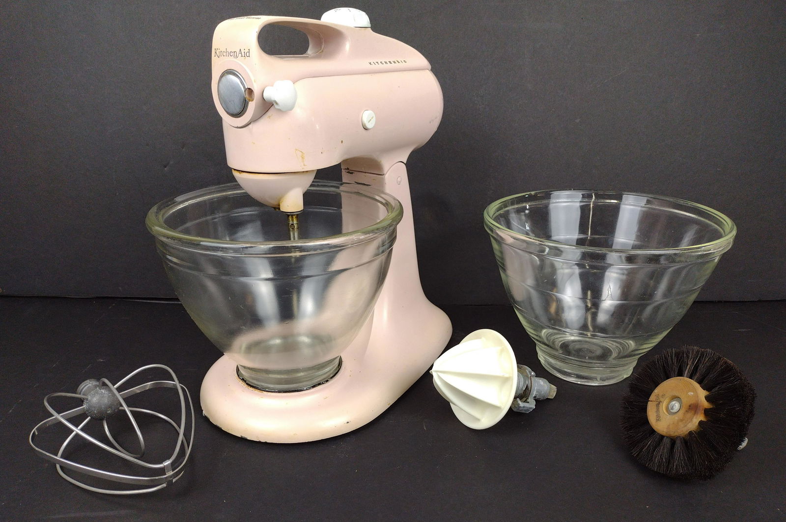 6 Pc Vintage Pink KitchenAid Stand Mixer (1 of 9)