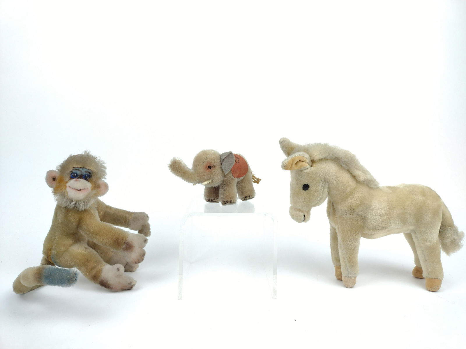 3 Stuffed Animals Incl Steiff Elephant (1 of 6)