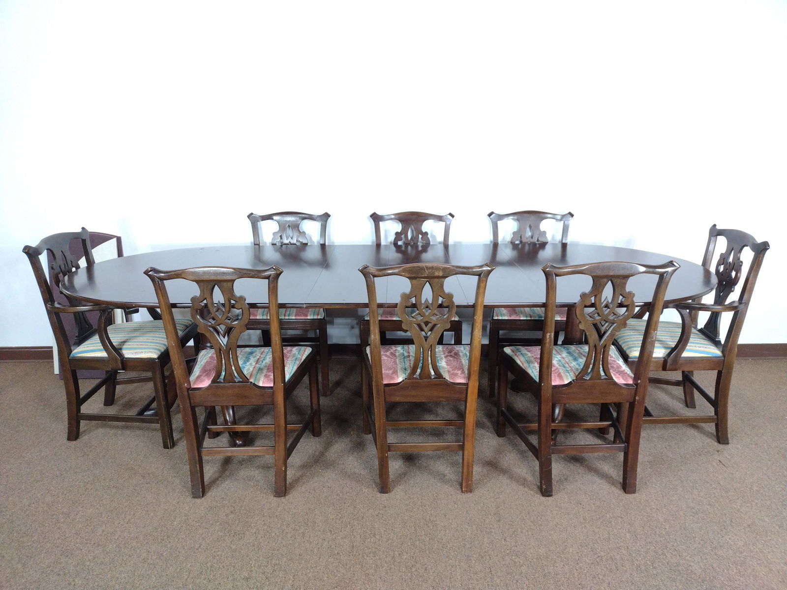 Henkel Harris Dining Table & 8 chairs (1 of 8)