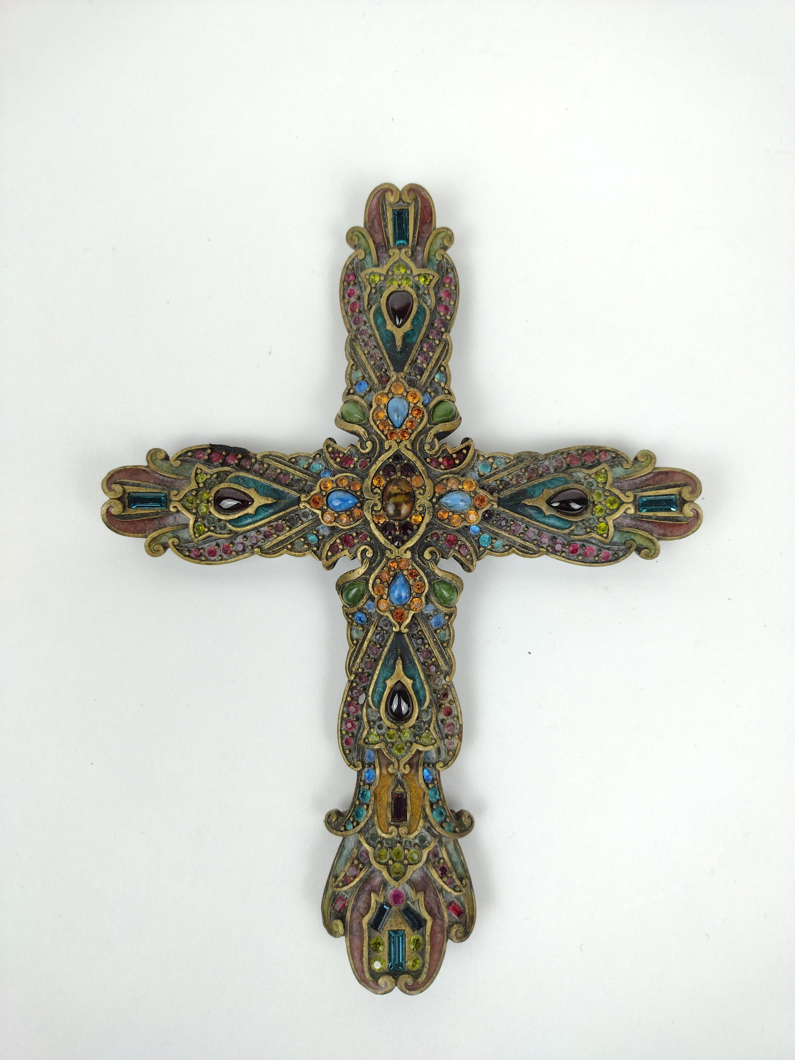 Jay Strongwater Cross: 6-1/4" high x 4-3/4" wide. IMPORTANT: Before bidding, please read the terms and conditions. When you registered for the auction you agreed to these terms and will be required to comply with them.
