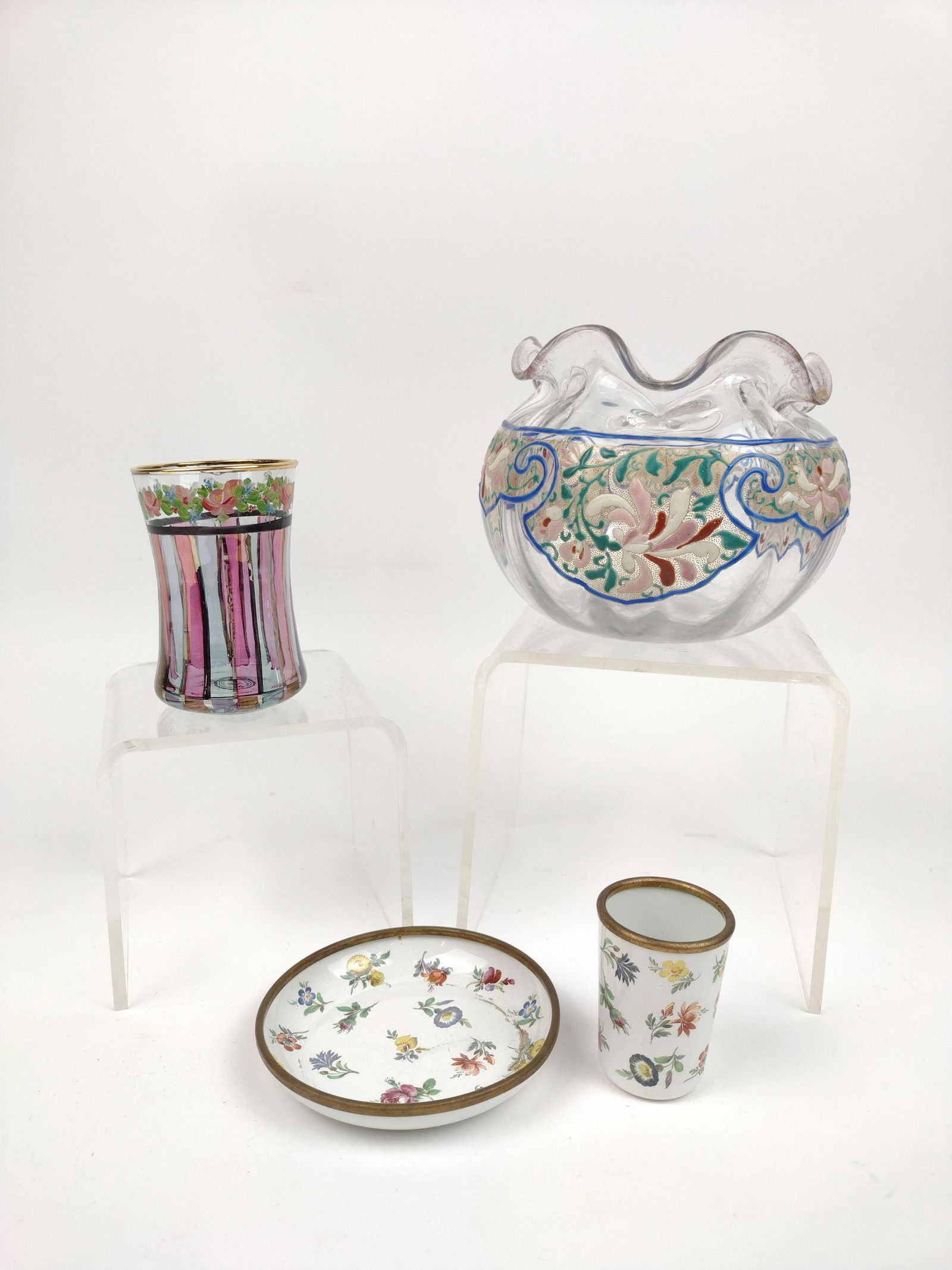 4 Enameled Glass and Ceramic Articles (1 of 7)