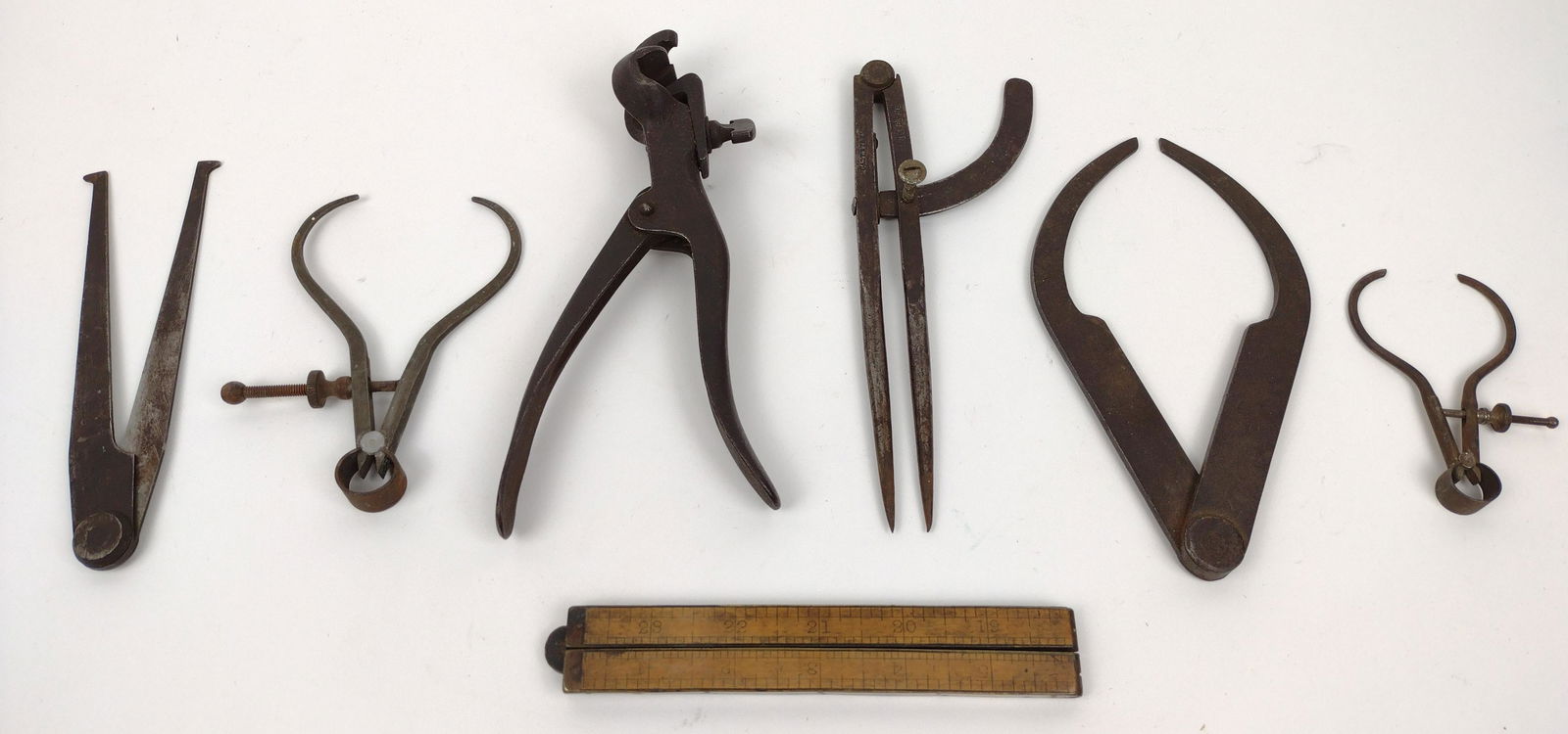 7 Pcs Assorted Drawing Tools (1 of 6)