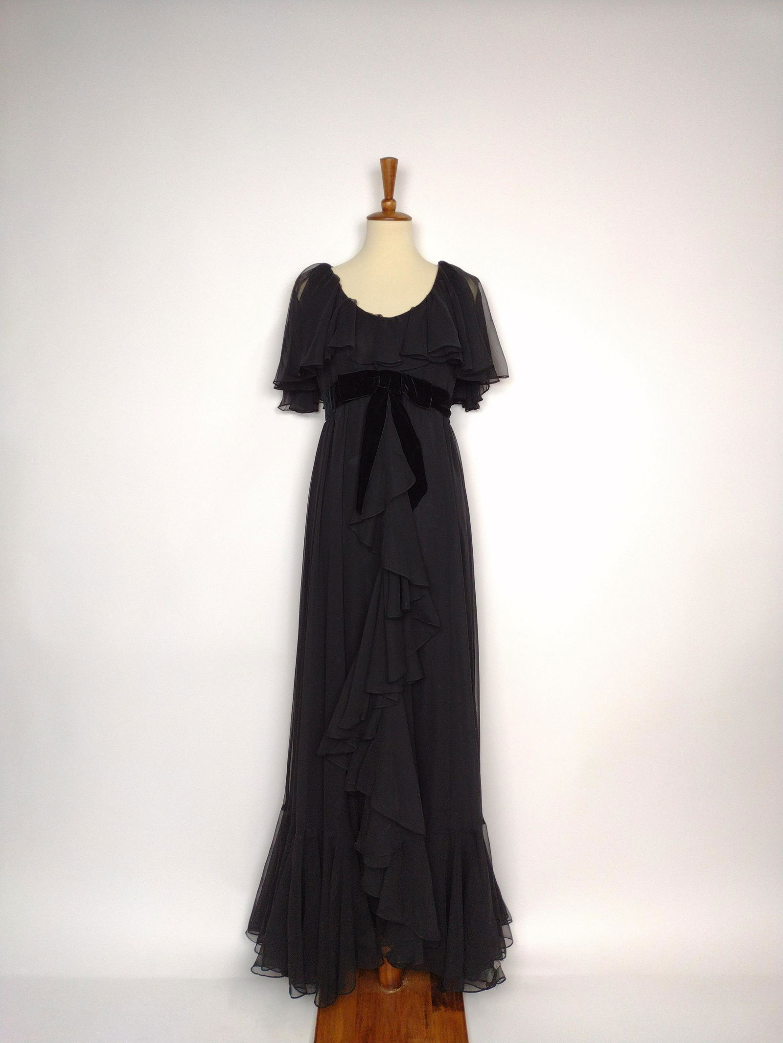 Vintage Mid-Century Modern Black Formal Dress (1 of 7)