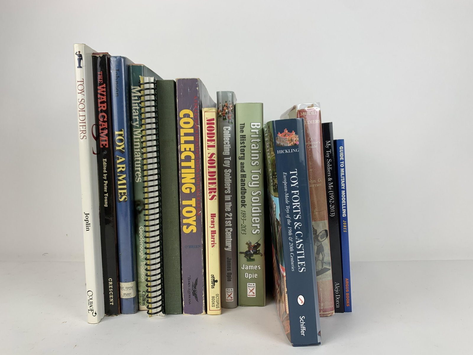 14 Books on Toy Soldiers: Includes Military Modelling: A Guide to Military Modelling, Collecting Toy Soldiers in the 21st Century, Model Soldiers, Collecting Toys, Britains Toy Soldiers, Toy Forts & Castles, My Toy Soldiers & 