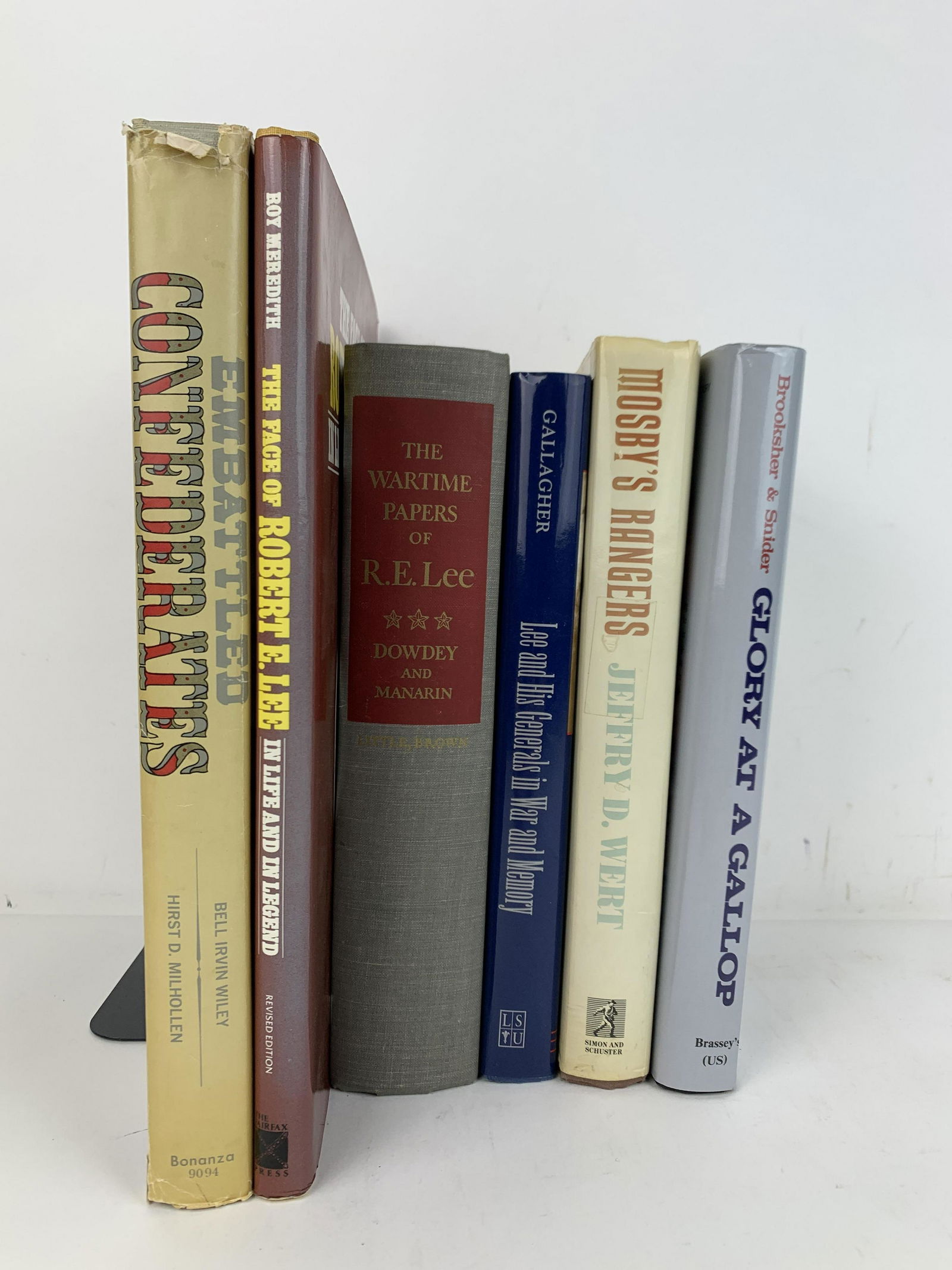 6 Books Regarding Robert E. Lee (1 of 7)