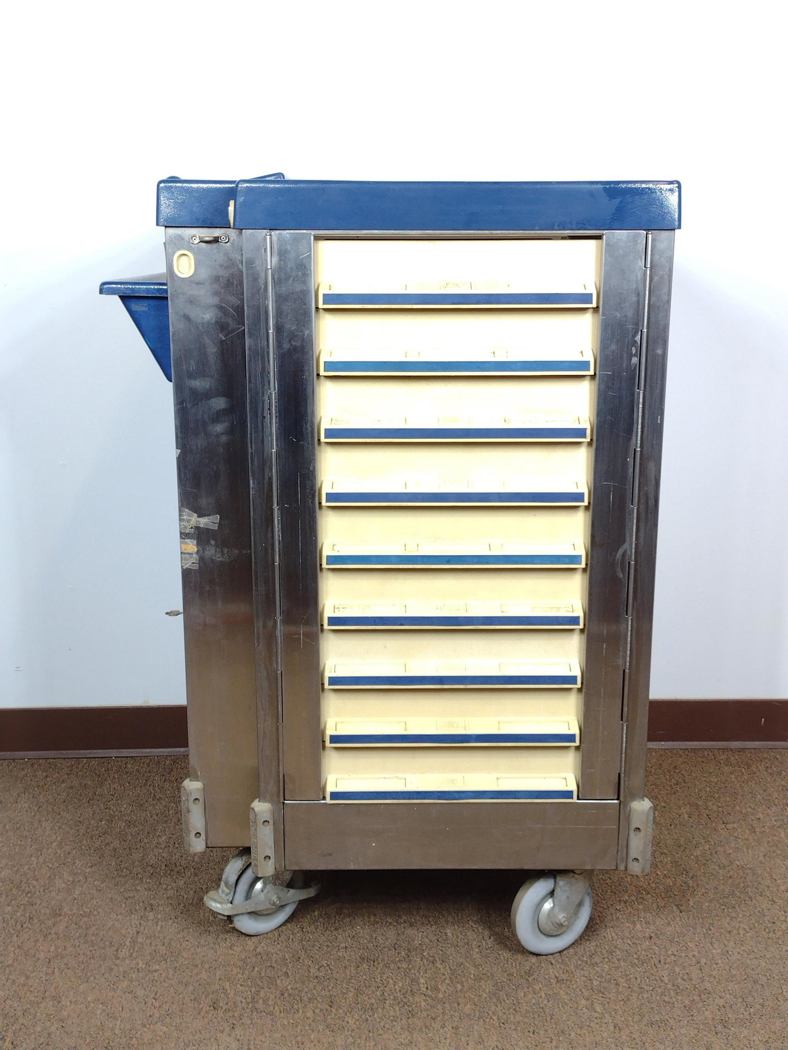 Artromick Medical Cart: 25" wide X 28" deep X 42" high. Has key. Has some scratches and discoloration. From the Estate of Stephen Pancoe, York Haven, PA. IMPORTANT: Before bidding, please read the terms and conditions. When 