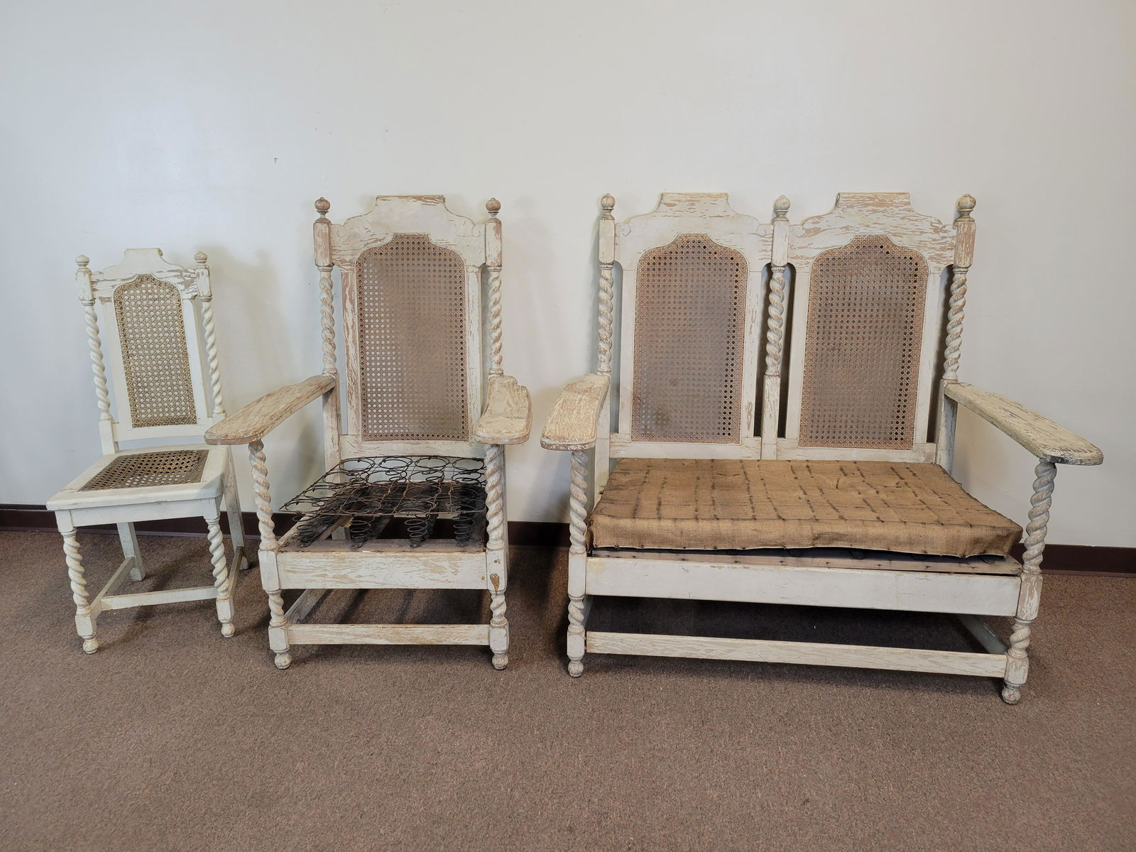 Primitive Twist Living Room Set (1 of 9)