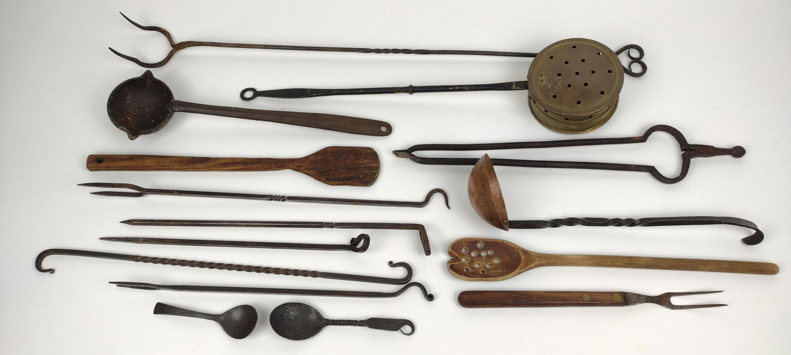 15 Pcs Vintage Kitchenalia (1 of 2)