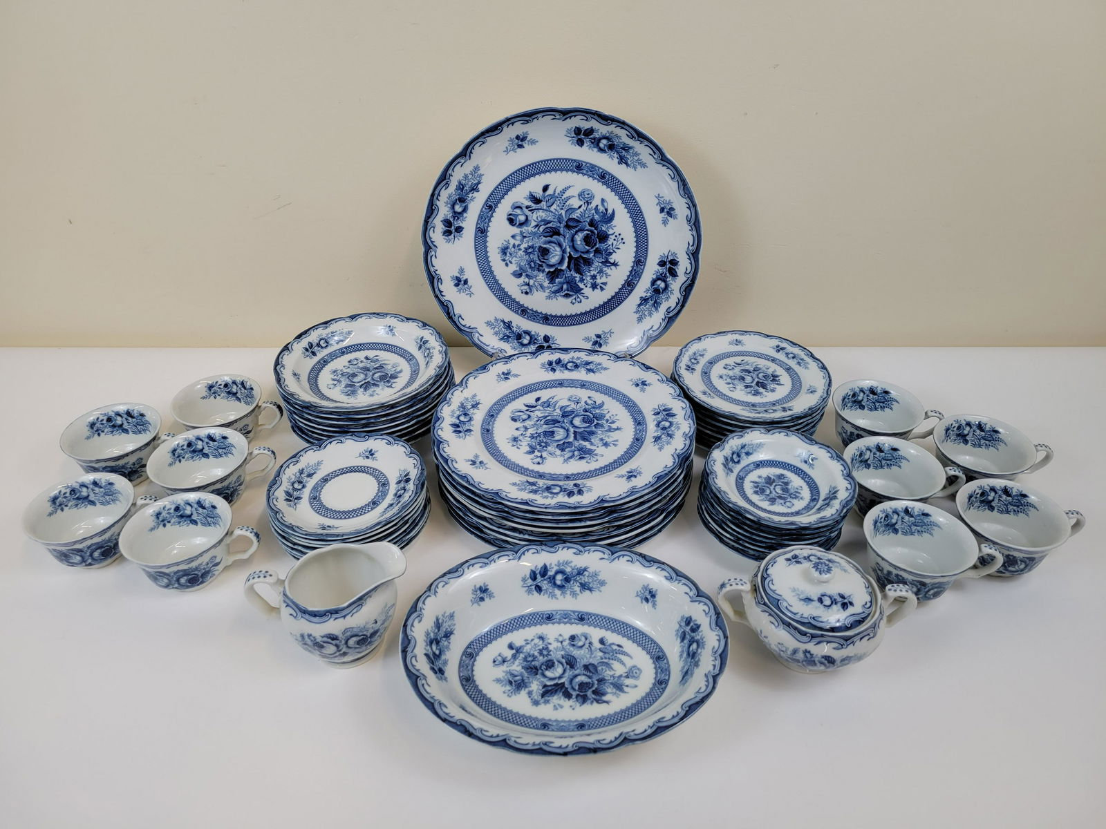 54 Pcs Blue Rose Dinnerware (1 of 3)