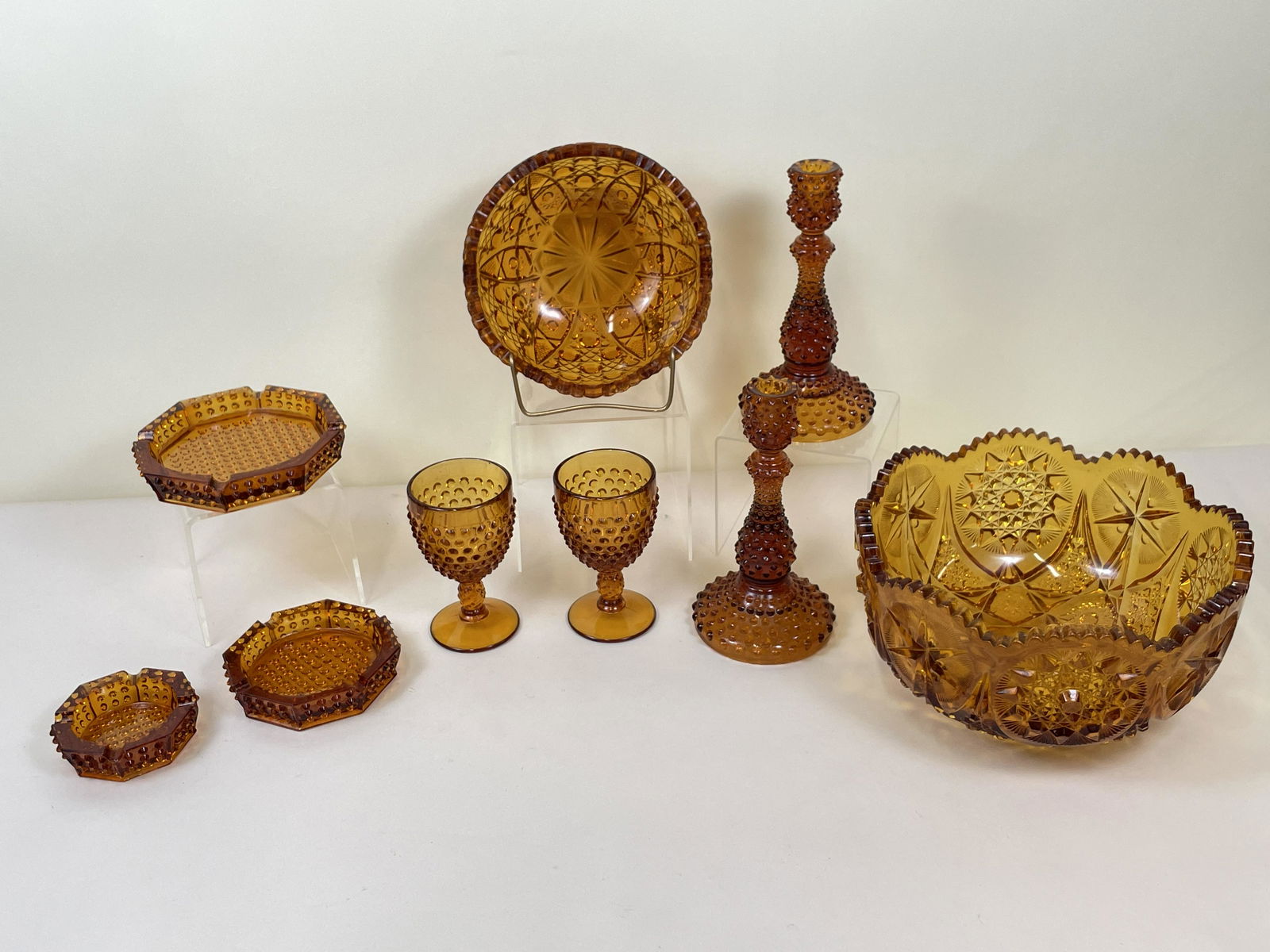9 Pcs Hobnail Amber Sandwich Glass (1 of 4)