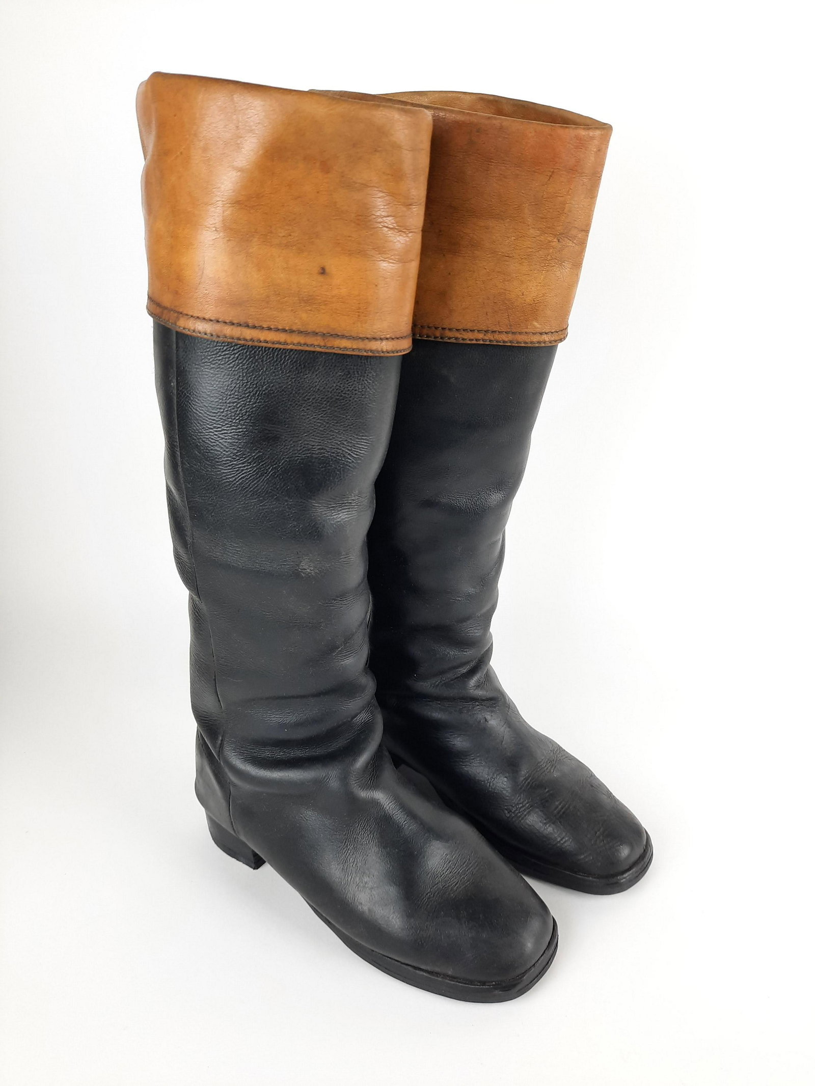 Pr Size 9 Fugawee Turn Down Cuff Boots: 11" total foot length x 19-1/2" high. Some wear. Rubber sole added to under boot. From the Estate of Stephen Pancoe, York Haven, PA. IMPORTANT: Before bidding, please read the terms and conditions. Wh