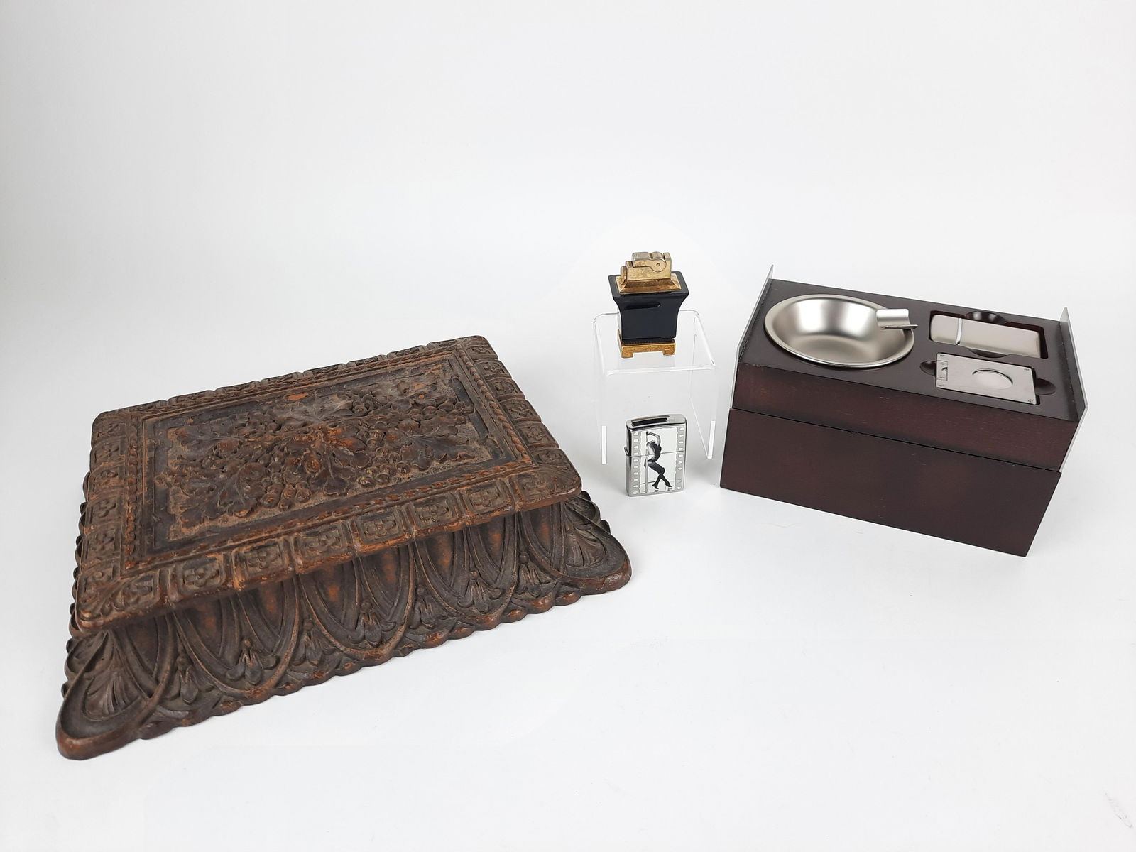 4 Smoking Articles incl Zippo (1 of 6)