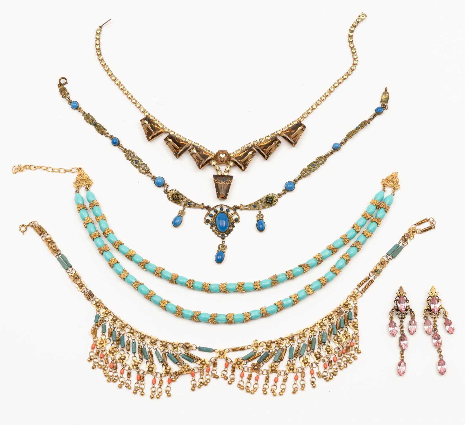 5 Pieces Vintage Jewelry (1 of 3)