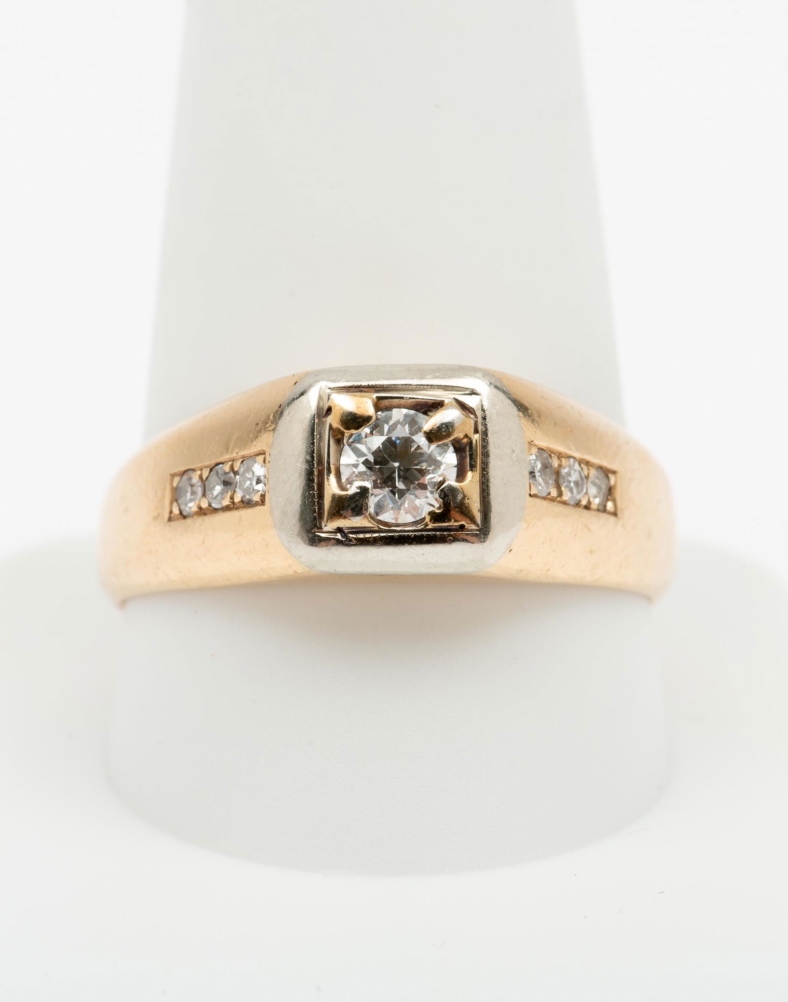 14K .68 CTW Diamond Man's Ring (1 of 3)