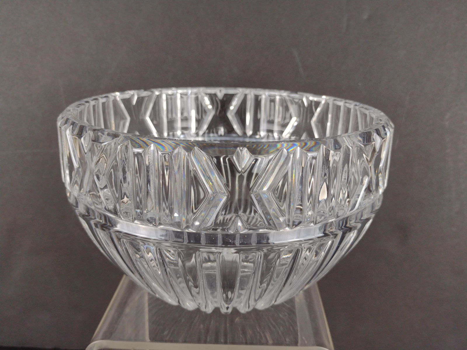 Tiffany Glass Bowl (1 of 3)