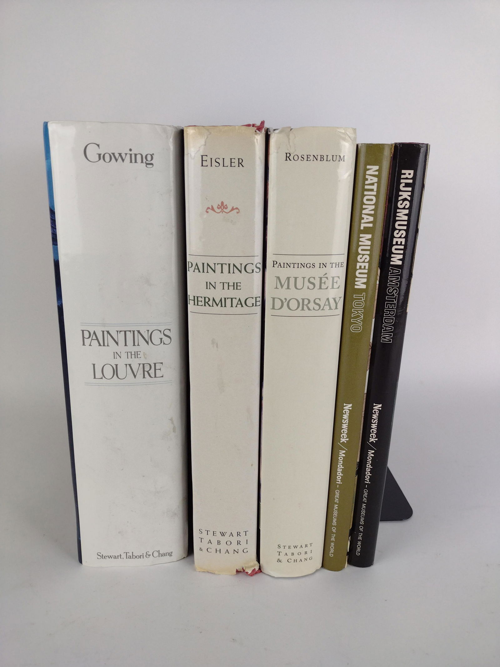 5 Museum Art Books (1 of 11)