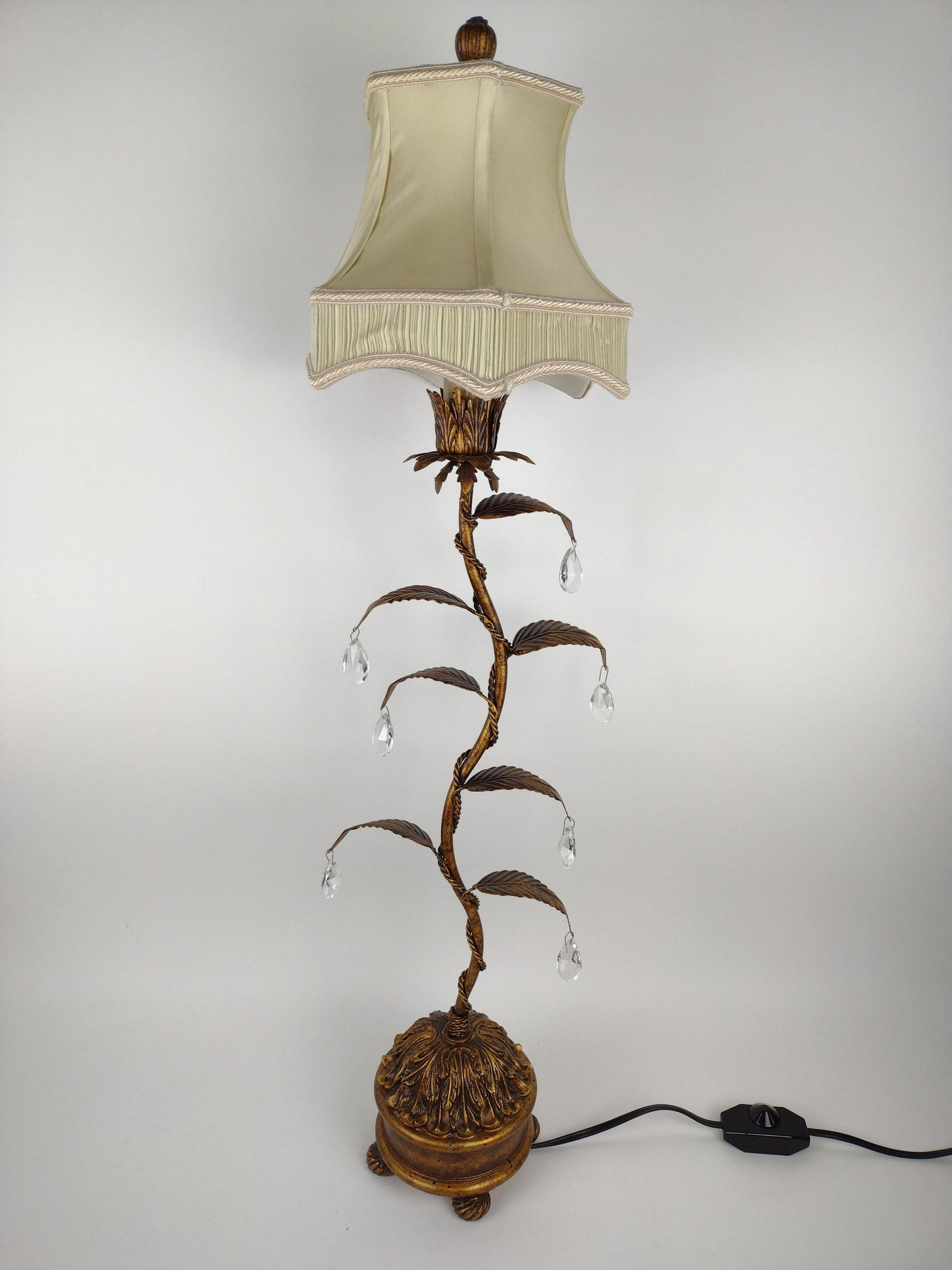 Metal and Crystal Table Lamp with Leaf Details (1 of 1)