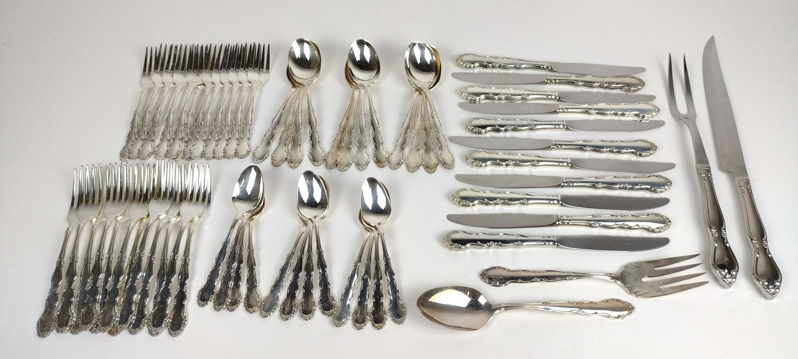 63 Pcs Rogers by Oneida Silverplate Flatware (1 of 3)